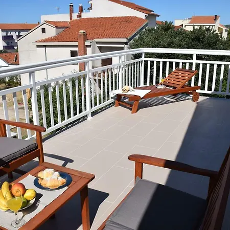 Zelic Apartment *