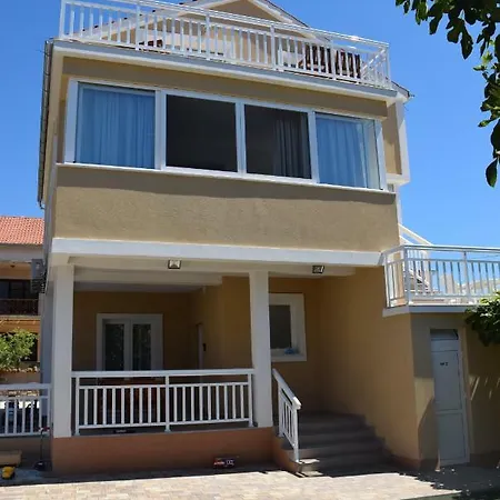 Zelic Apartment