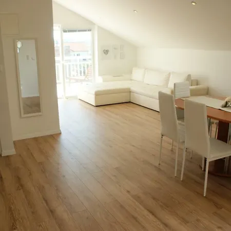 Apartment Zelic Vodice